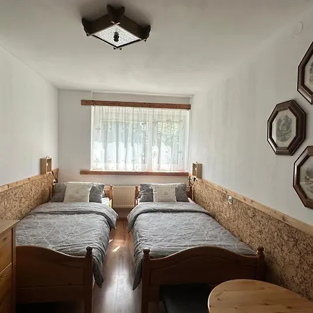 Na Piotrowickiej Przeleczy Фермерский дом